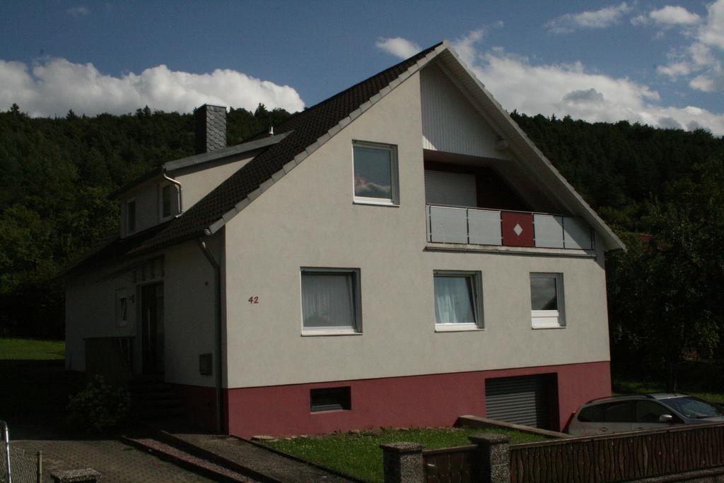 Ferienwohnung Haus Rosa Nüdlingen Habitación foto